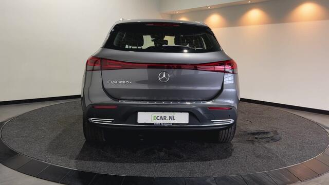 Mercedes-Benz EQA 250+ Business Line 71 kWh Advanced Pakket, Progressive, ACC Soh (batterijcheck) Waarde 97,6 %