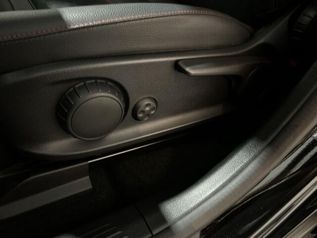 Mercedes-Benz EQA 350 4MATIC AMG Line 67 kWh Facelift Advanced, Distronic, LMV 20'' Soh (batterijcheck) Waarde 98,1 %