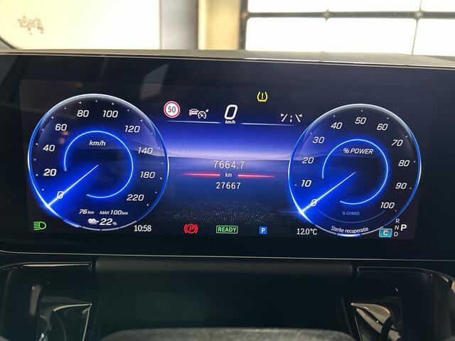 Mercedes-Benz EQA 350 4MATIC AMG Line 67 kWh Facelift Advanced, Distronic, LMV 20'' Soh (batterijcheck) Waarde 98,1 %