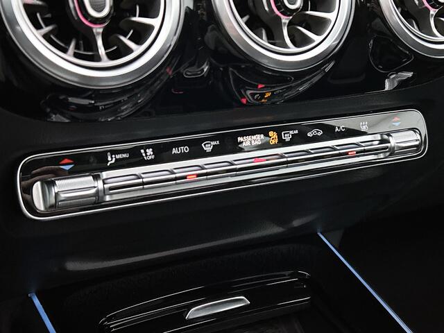 Mercedes-Benz EQA 250+ Business Solution AMG 71 kWh | Premium Pakket | DISTRONIC | Panoramaschuifdak | Stuurwielpaddles gegalvaniseerd | Sierdelen in Star Pattern | Sfeerverlichting | 20" multispaaks AMG velgen |