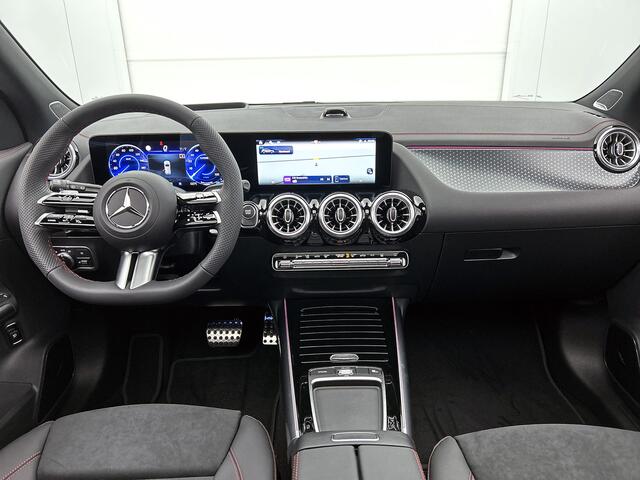 Mercedes-Benz EQA 250+ Business Solution AMG 71 kWh | Trekhaak | 20" multispaaks AMG velgen | Panoramaschuifdak | Smartphone integratie | 360° camera | Sierdelen in Star Pattern | Burmester Surround Sound |