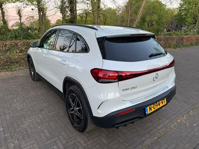 Mercedes-Benz EQA 250 Business Solution AMG 67kWh SOH 94,6% Acarplay/Navi/Camera/Fabrieksgarantie