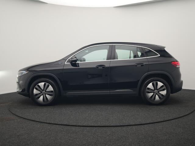 Mercedes-Benz EQA 250+ Business Line 71 kWh LONG RANGE 191pk Dealer O.H. | MBUX Widescreen Navi | Camera | Sfeerverlichting | 18"L.M | Sportstoelen Verwarmd | Apple Carplay | Cruise Control | Navigatie | DAB |