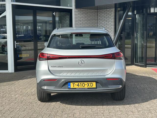 Mercedes-Benz EQA 250 Luxury Line 67 kWh