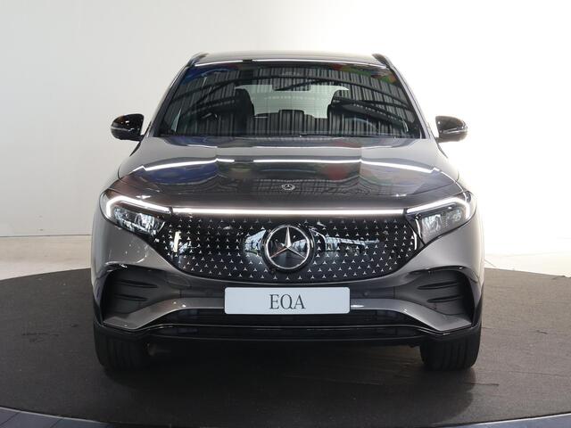 Mercedes-Benz EQA 250+ Business Solution AMG 71 kWh | Panoramaschuifdak | Burmester | 360°-camera | Head-up display |