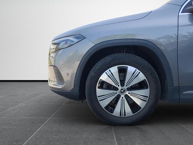 Mercedes-Benz EQA 300 4MATIC 67 kWh Progressive / Luxury Line Camera / Dodehoek / Stoelverwarming