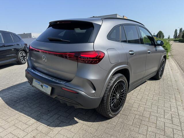 Mercedes-Benz EQA 250+ Business Solution AMG 71 kWh HUD | Pano/dak | Memory | trekhaak | 360 camera | Keyles | BURMEISTER HiFi | stoel en stuurverwarming| etc