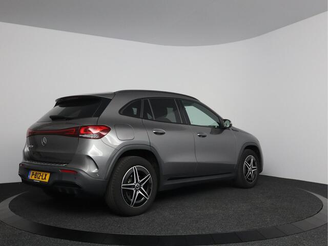 Mercedes-Benz EQA 250 Business Solution AMG 67 kWh | Trekhaak | 419 KM WLTP | Ambient verlichting |