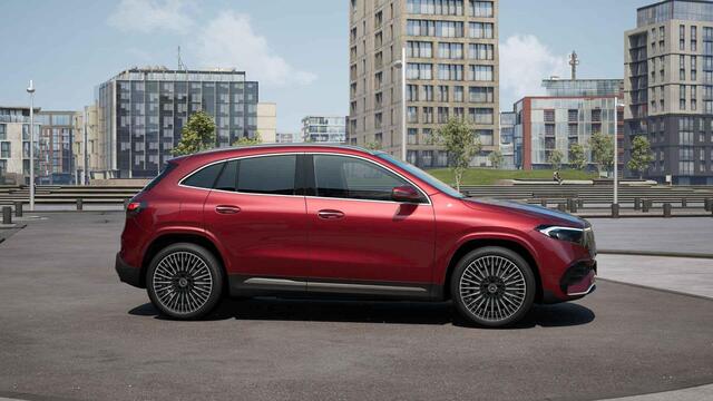Mercedes-Benz EQA 250+ Business Solution AMG 71 kWh | Panoramaschuifdak | Dodehoekassistent | Head-up | Burmester |