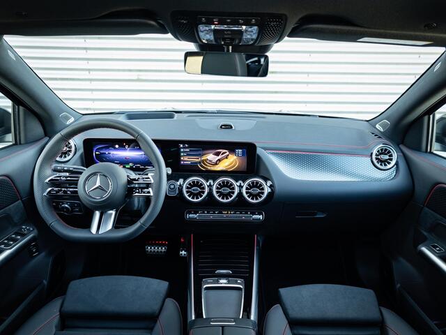 Mercedes-Benz EQA 250+ Business Solution AMG 71 kWh | Panorama dak