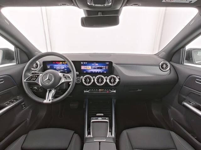 Mercedes-Benz EQA 250+ Business Line 71 kWh Ledkoplampen | Parkeerpakket met 360°-camera | Stoelverwarming | EASY-PACK achterklep. Inclusief 24 maanden MB Certified garantie voor Europa.