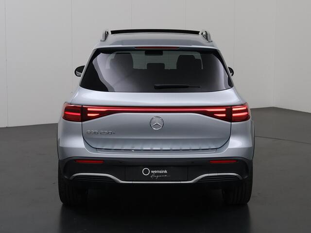 Mercedes-Benz EQB 250+ AMG Line 71 kWh | Premium pakket | Rijassistentiepakket| Trekhaak | 20-Inch | Panoramadak | Memorypakket | Head Up | DAB+ | Burmester Sound