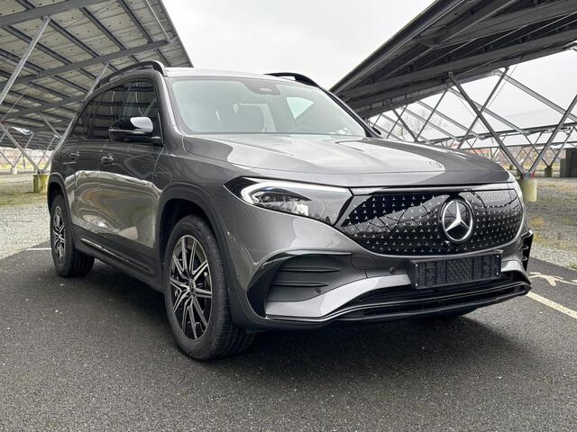 Mercedes-Benz EQB 250+ AMG Line 71 kWh | Night | Panorama dak | 360 camera | 19"AMG Velgen | Sfeerverlichting |