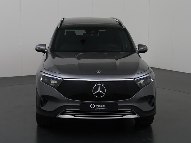Mercedes-Benz EQB 250+ Luxury Line 71 kWh | Elektrische Stoelen | Dodehoek Detectie | Panoramadak | Keyless Go | Sfeerverlichting | Stoelverwarming | Apple Carplay/Android Auto |