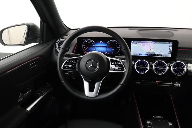 Mercedes-Benz EQB 250 Luxury Line 67 kWh 7-Pers Carplay Sfeerverlichting