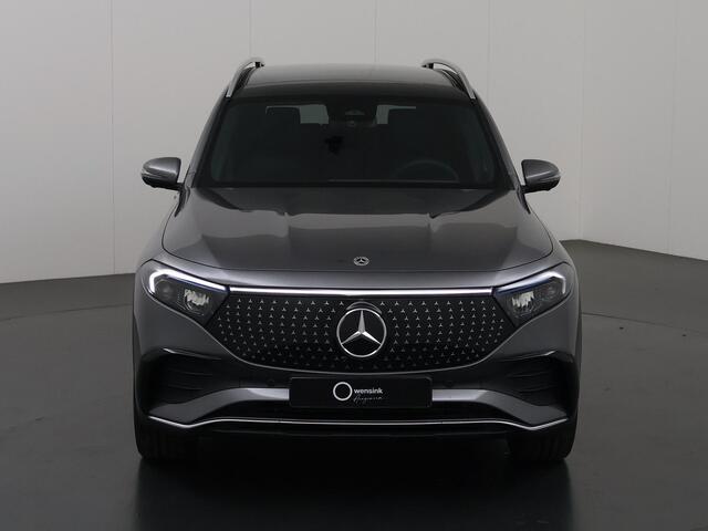 Mercedes-Benz EQB 250+ AMG Line 71 kWh | Panoramaschuifdak | Head-up display | Keyless go | Stoelverwarming | Burmester |
