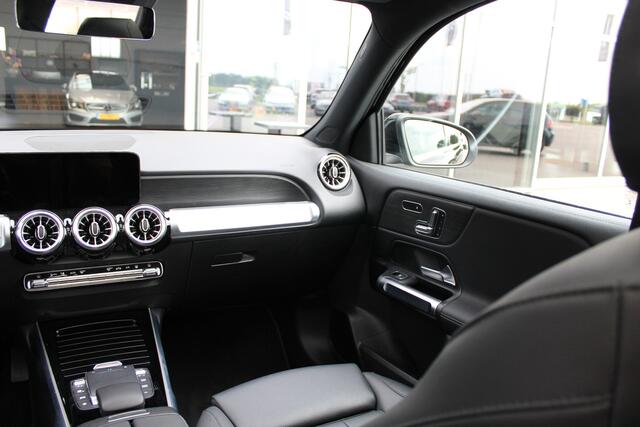 Mercedes-Benz EQB 300 4MATIC | Pano | Memory | Carplay | 360 |