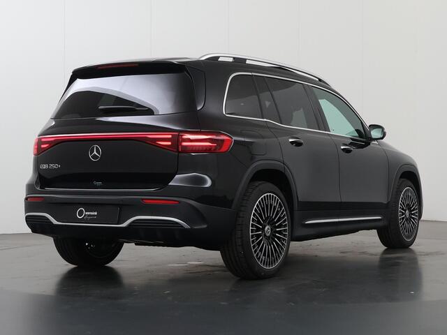Mercedes-Benz EQB 250+ Business Solution AMG 71 kWh | Premium Plus Pakket | Panoramadak | Burmester | Night Pakket | Head-up Display | Trekhaak | 20" AMG-velgen |