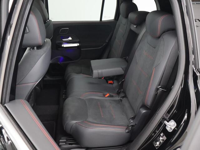 Mercedes-Benz EQB 250+ Business Solution AMG 71 kWh | Premium Plus Pakket | Panoramadak | Burmester | Night Pakket | Head-up Display | Trekhaak | 20" AMG-velgen |
