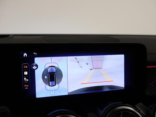 Mercedes-Benz EQB 250+ AMG Nightpakket 7 persoons 71 kWh | Panoramadak | Burmester Audio | Head Up | Memory | 360°-camera | Stuur- en Stoelverwarming | GUARD 360° Voertuigbescherming Plus | Winter pakket | EASY PACK achterklep |