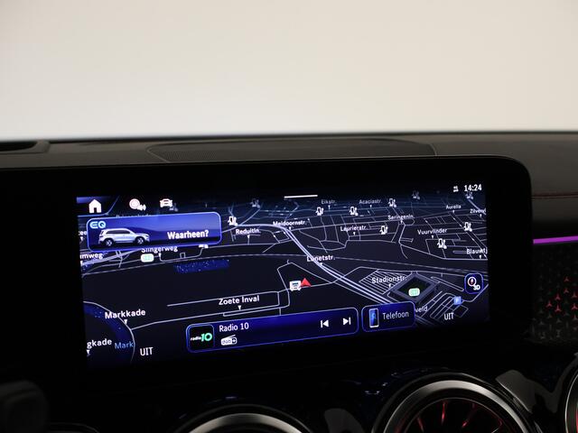 Mercedes-Benz EQB 250+ AMG Nightpakket 7 persoons 71 kWh | Panoramadak | Burmester Audio | Head Up | Memory | 360°-camera | Stuur- en Stoelverwarming | GUARD 360° Voertuigbescherming Plus | Winter pakket | EASY PACK achterklep |