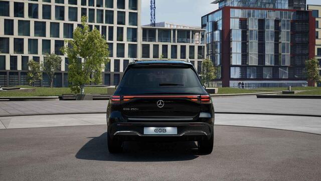 Mercedes-Benz EQB 250+ Business Solution AMG Panorama dak