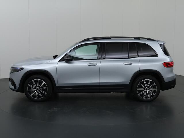 Mercedes-Benz EQB 250+ AMG Line 71 kWh | Panoramaschuifdak | Head-up display | Burmester | 360 graden camera |