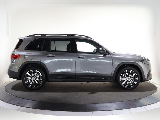 Mercedes-Benz EQB 250+ Business Solution AMG 71 kWh | Panoramaschuifdak | Dodehoekassistent | Led-Koplampen | Head-Up | Burmester |