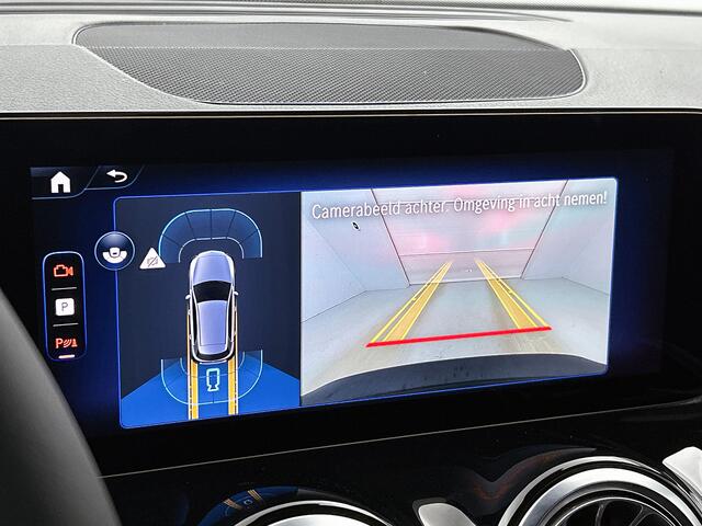 Mercedes-Benz EQB 250+ Business Solution 71 kWh | Widescreen display | Stoelverwarming voor | Sfeerverlichting | EASY PACK achterklep | Parkeerpakket met achteruitrijcamera | Extra USB-poorten |
