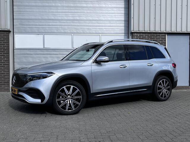 Mercedes-Benz EQB 250+ AMG | Panoramadak | 360° Camera | Dodehoekassistent | Donkergetint Glas Achter | Apple CarPlay | Android Auto | Advanced Sound System | Sfeerverlichting | Stoelverwarming | Verschuifbare Stoelen Achter | Elektrisch Inklapbare Buitenspiegels