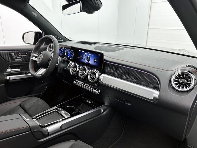 Mercedes-Benz EQB 250+ Business Solution AMG 7p. 71 kWh | Derde zitrij | Nightpakket | Burmester® 3D sound systeem | Smartphone integratie | 360°-camera | Memorypakket | Multibeam LED |
