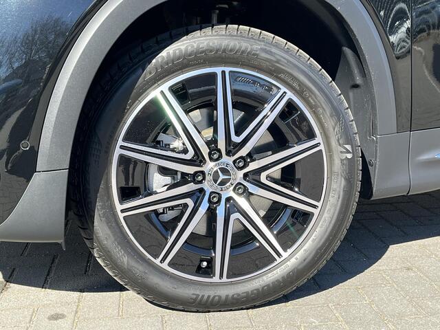 Mercedes-Benz EQB 250+ AMG | Panoramadak | Dodehoekassistent | Donkergetint Glas Achter | Apple CarPlay | Android Auto | Advanced Sound System | Sfeerverlichting | Stoelverwarming | Verschuifbare Achterstoelen | Elektrisch Inklapbare Buitenspiegels