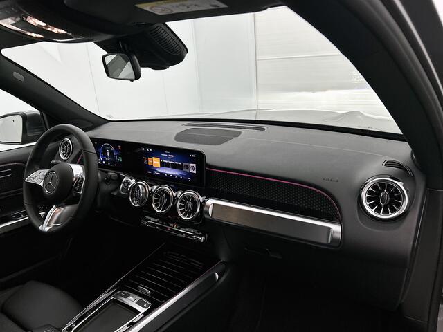 Mercedes-Benz EQB 250+ Business Solution 71 kWh | Stoelverwarming | Parkeerpakket met achteruitrijcamera | Sfeerverlichting | Sierdelen in Star Pattern | EASY PACK achterklep |