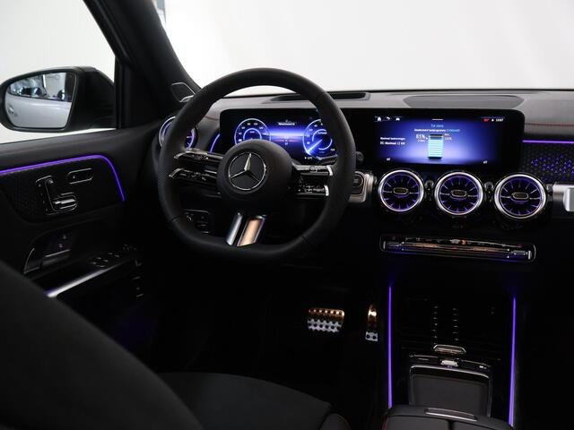 Mercedes-Benz EQB 250+ Business Solution AMG 71 kWh | Panoramaschuifdak | Dodehoekassistent | Led-Koplampen | Head-Up | Burmester |