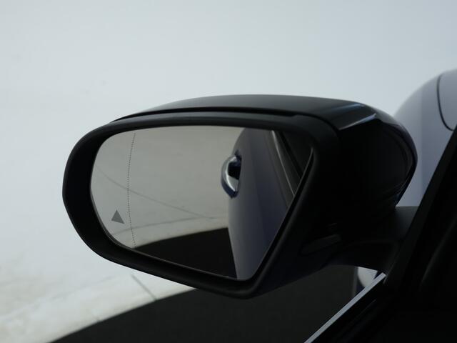 Mercedes-Benz EQB 250+ Business Solution AMG 7p. 71 kWh | Nightpakket | Premium pakket | Parkeerpakket met 360°-camera | KEYLESS-GO comfort pakket | GUARD 360° Voertuigbescherming Plus | EASY PACK achterklep | Dodehoekassistent |