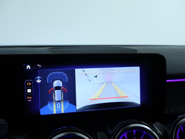 Mercedes-Benz EQB 250+ Essential Line 7p. 71 kWh | Parkeerpakket met achteruitrijcamera | Essential Plus pakket | EASY PACK achterklep | Zitcomfortpakket | Extra USB-poorten | Dodehoekassistent | Verwarmde stoelen vooraan |