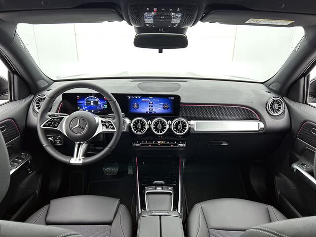 Mercedes-Benz EQB 250+ Business Solution AMG 71 kWh | Parkeerpakket met achteruitrijcamera | Sfeerverlichting | Sierdelen in Star Pattern | Stuurschakelpaddles | Stoelverwarming |