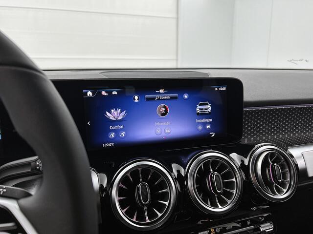 Mercedes-Benz EQB 250+ Business Solution AMG 71 kWh | Parkeerpakket met achteruitrijcamera | Sfeerverlichting | Sierdelen in Star Pattern | Stuurschakelpaddles | Stoelverwarming |