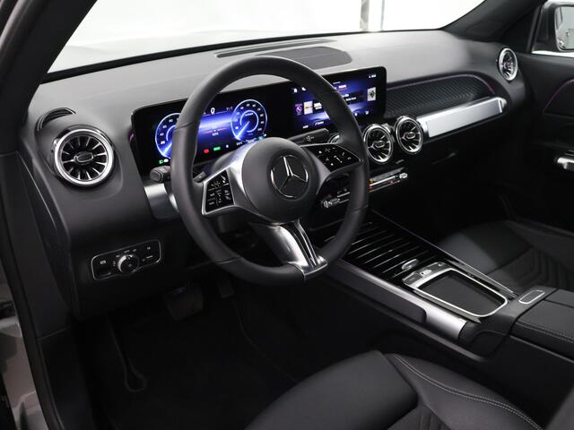 Mercedes-Benz EQB 250+ Luxury Line 71 kWh | Getint glas | Winter pakket | Achteruitrijcamera |