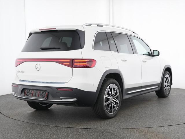 Mercedes-Benz EQB 250+ Progressive 71 kWh Trekhaak | Distronic | 19 Inch velgen | Autom Airco | Parkeerpakket met achteruitrijcamera. Inclusief 24 maanden MB Certified garantie voor Europa.