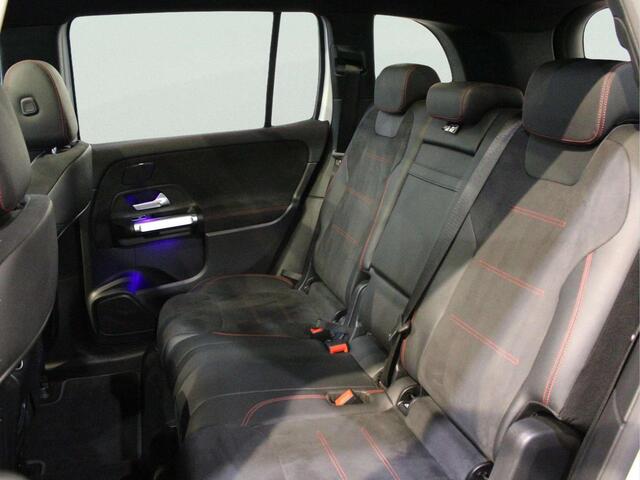 Mercedes-Benz EQB 300 4MATIC AMG Line 7p. 67 kWh | Panorama dak