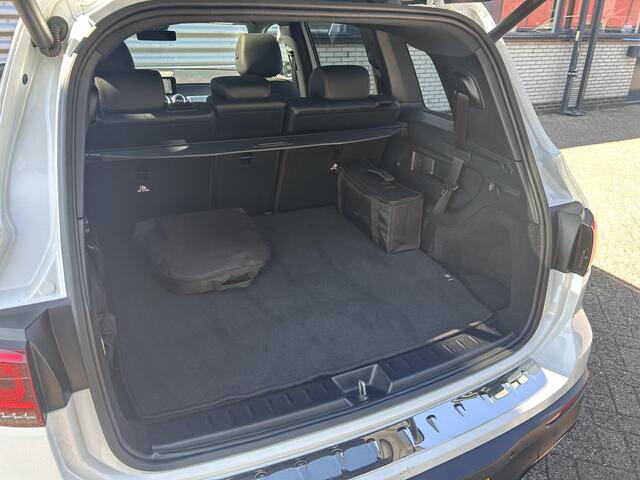Mercedes-Benz EQB 300 4MATIC AMG Line 7p. 67 kWh | Panoramadak | Apple Carplay & Android Auto | Cruise Control