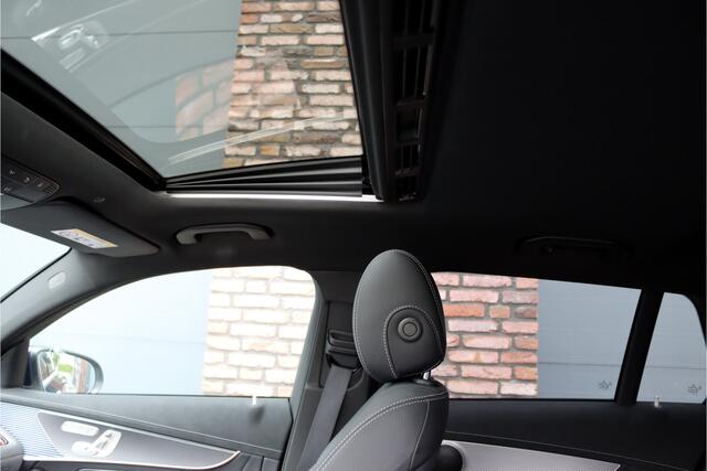 Mercedes-Benz EQC 400 4-MATIC AMG Line 80 kWh | ex BTW ¤39.000,- | Schuifdak | Distronic+ | Memory | Verwarmd Stuurwiel | Surround Camera | Leder | Keyless Go | Augmented Reality | Voorklimatisering |