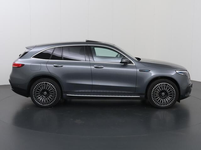 Mercedes-Benz EQC 400 4MATIC AMG Line 80 kWh | Night | Trekhaak | Memory | Schuif/kanteldak | 21" lichtmetalen velgen | Rijassistentiepakket |