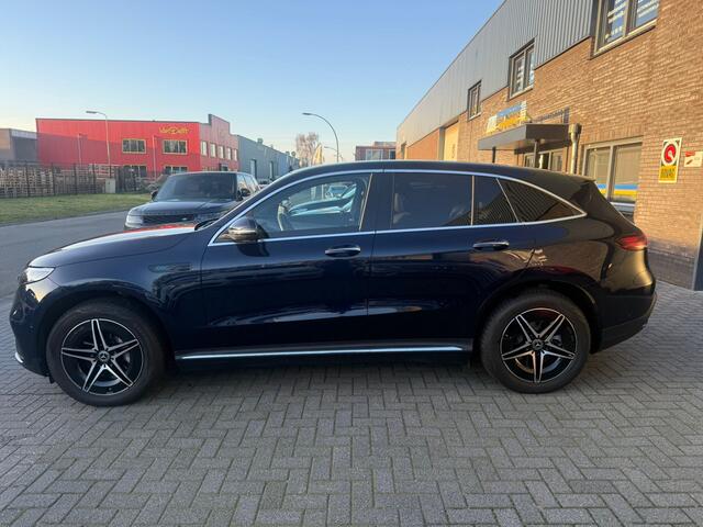 Mercedes-Benz EQC 400 4MATIC AMG Line 80 kWh | 2E EIGENAAR | 12MND GARANTIE | ACC | TREKHAAK | NL AUTO |