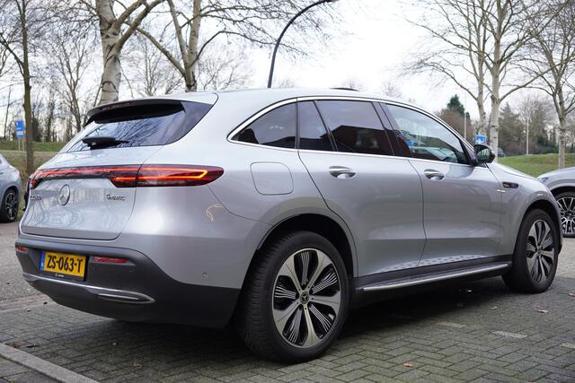 Mercedes-Benz EQC 400 4MATIC Premium Plus 80 kWh / Panoramadak / Burmeister / Memory / Camera / ACC / Head up /
