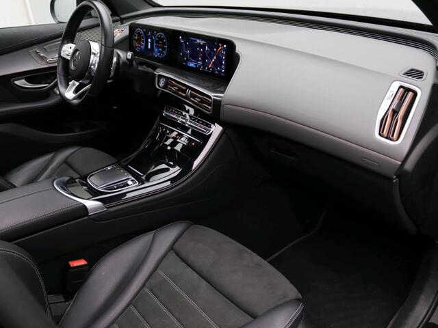 Mercedes-Benz EQC 400 4MATIC Business Solution AMG 80 kWh AMG | Schuif-Kanteldak | Distronic | Burmester® | Head-up display | 360°-Camera | Alarm | MultiBeam Ledkoplampen. Inclusief 24 maanden Mercedes-Benz Certified garantie voor Europa.