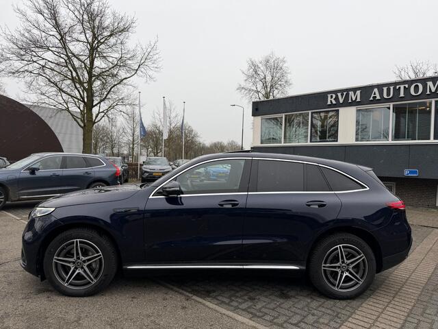 Mercedes-Benz EQC 400 4MATIC Business Solution AMG 80 kWh SOH 97% | SCHUIFDAK | ELEKTRISCHE TREKHAK | CAMERA | MERCEDES DEALER ONDERHOUDEN | AMBILIGHT SFEERVERLICHTING | RIJKLAAR GELEVERD MET 12 MND BOVAG GARANTIE|
