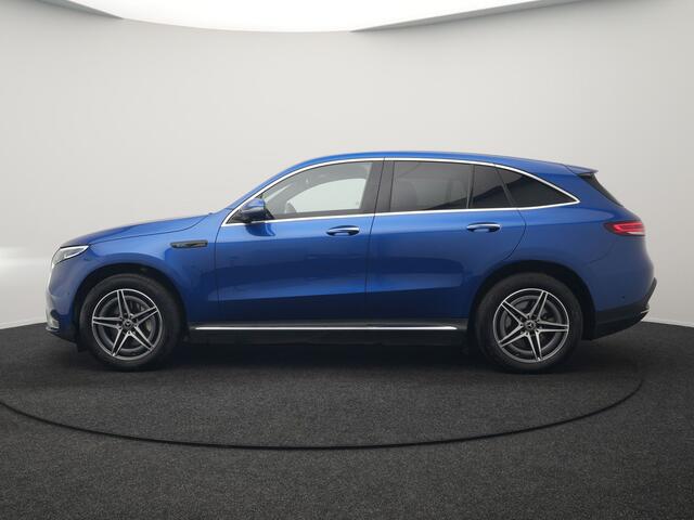 Mercedes-Benz EQC 400 4MATIC AMG Line 408pk INCL BTW | Trekhaak af Fabriek | Adaptive Cruise | 360 Camera | Multibeam LED | Standkachel | Sfeerverlichting | 19"L.M | Widescreen | Keyless | BLIS |