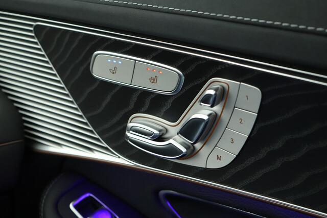 Mercedes-Benz EQC 400 408pk 4MATIC Premium Plus 80 kWh AMG-Line Schuifdak Trekhaak 360Camera Burmester Stoelverw.+Koeling Memory Leder Navigatie